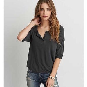 American Eagle Henley—NEW WITH TAGS !